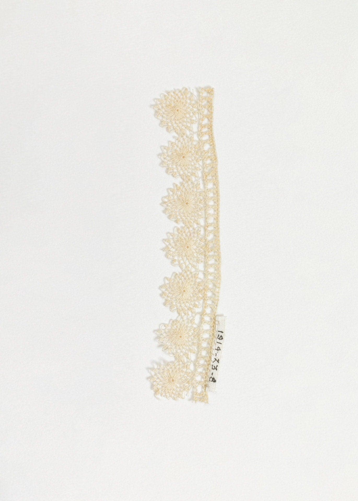 needle lace oya, early 20th century, Cooper Hewitt museum, 1914 